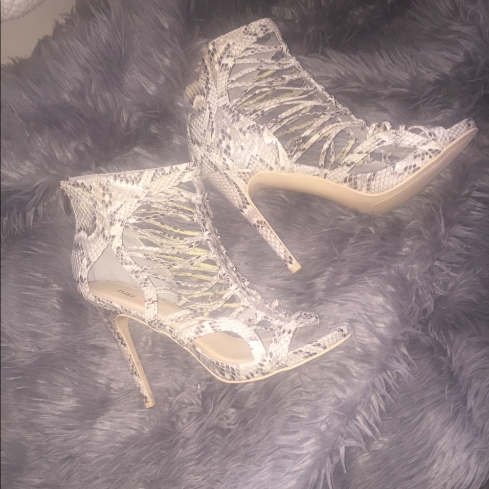 Never worn ! Just Fab heels!